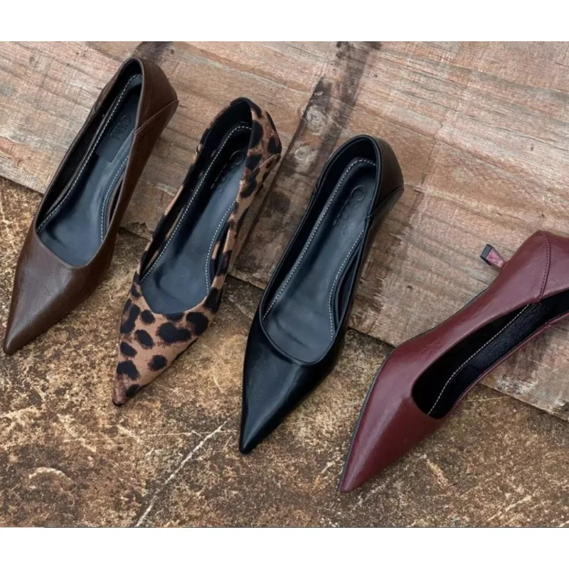 Embroidery Flat Shoes - 2024, женские пикантные туфли-лодочки телесного цвета