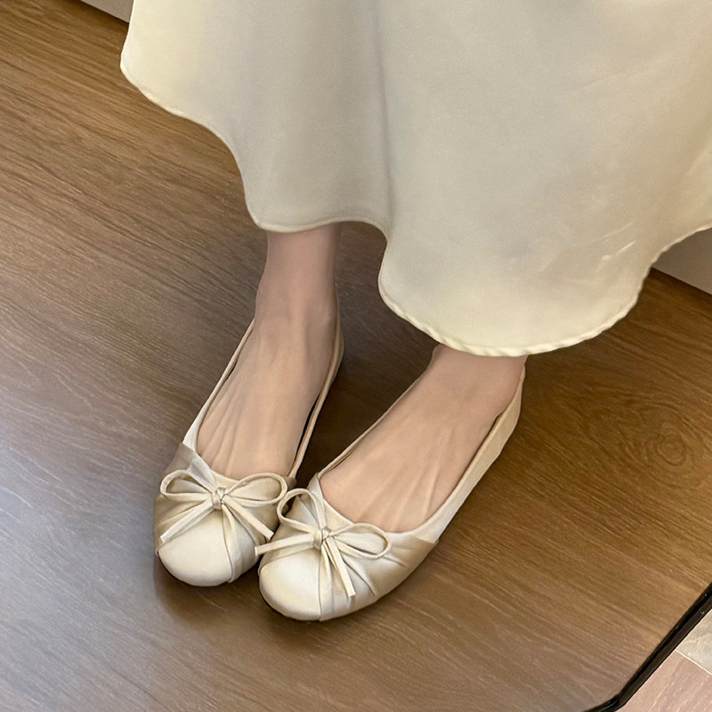 Новые женские туфли-балетки 20 – обзор и цена Embroidery Flat Shoes