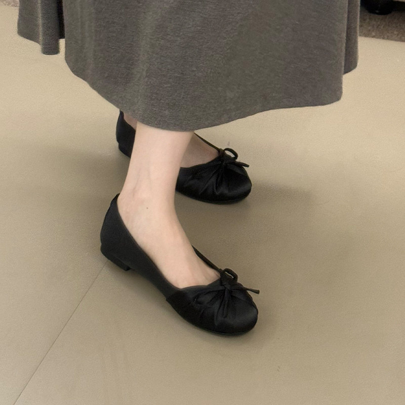 Новые женские туфли-балетки 20 – обзор и цена Embroidery Flat Shoes