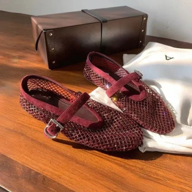 Женские туфли-мэри-джейн с пол – обзор и цена Embroidery Flat Shoes